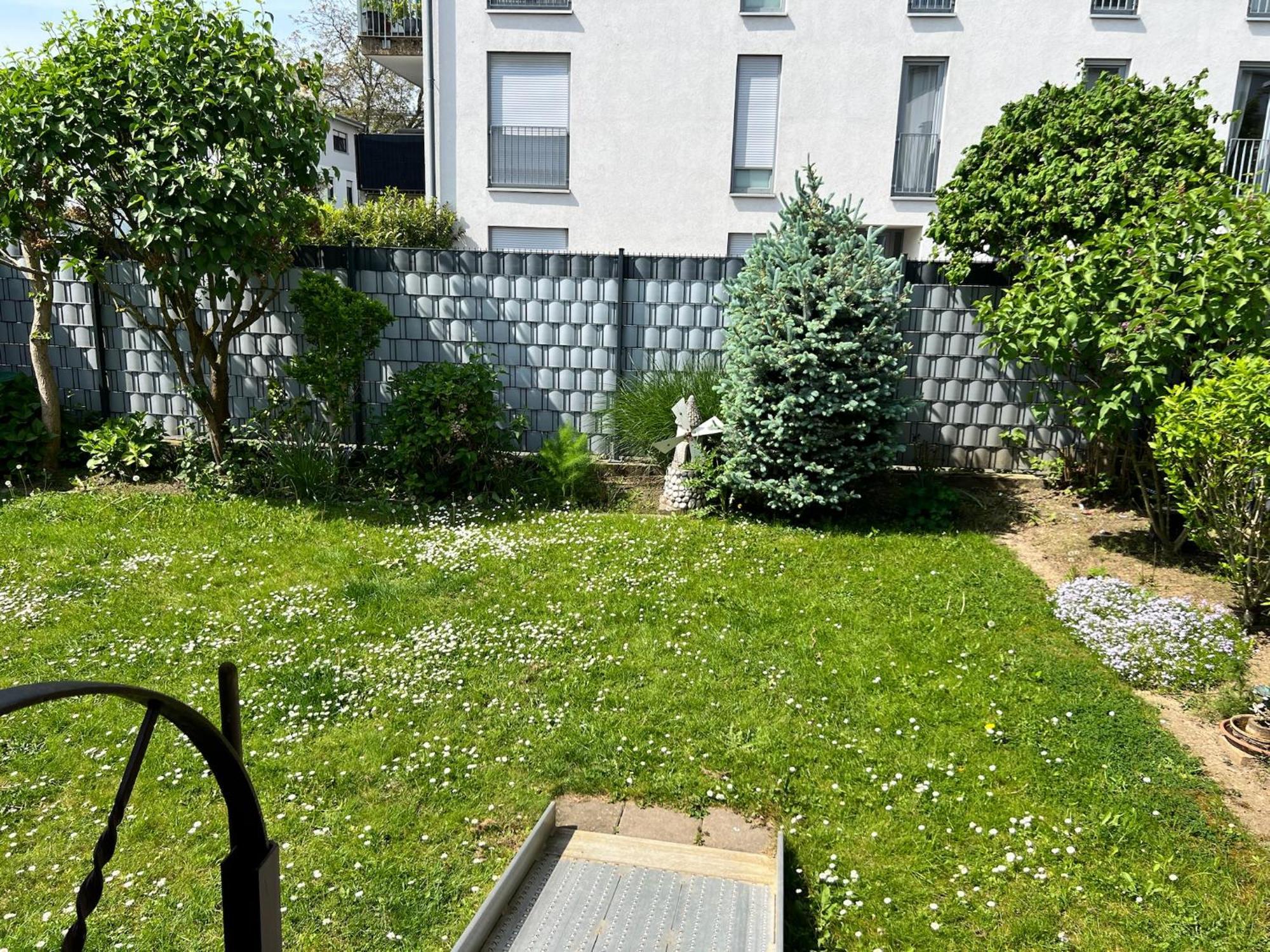 Ferienhaus Mit Garten Hürth Exteriör bild